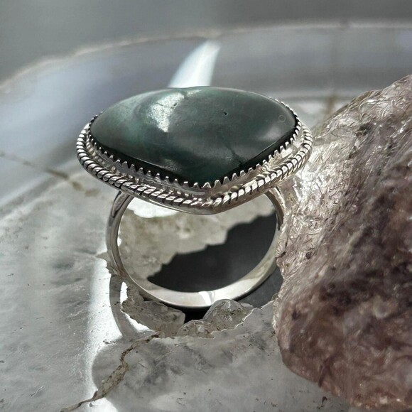Sterling Silver Southwestern Style Malachite Heart Shape Ring Size 10 For Women - Picture 3 of 10